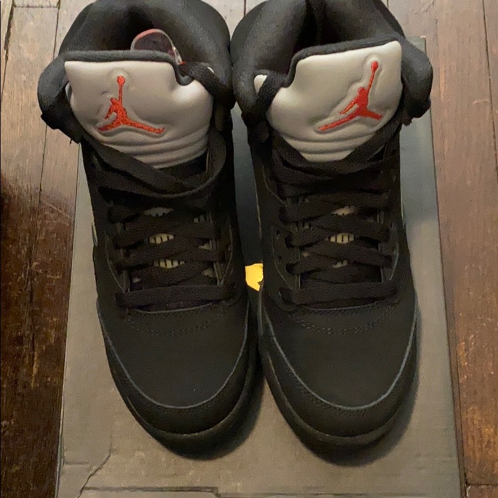 Air Jordan 5 metallic